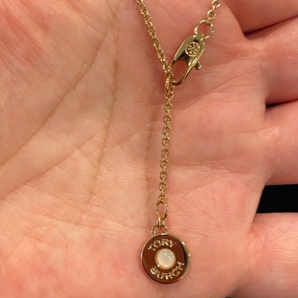 Tory Burch Authentic Timeless Classic Luxe Preppy Gray Pearl Chain Necklace - Picture 8 of 11